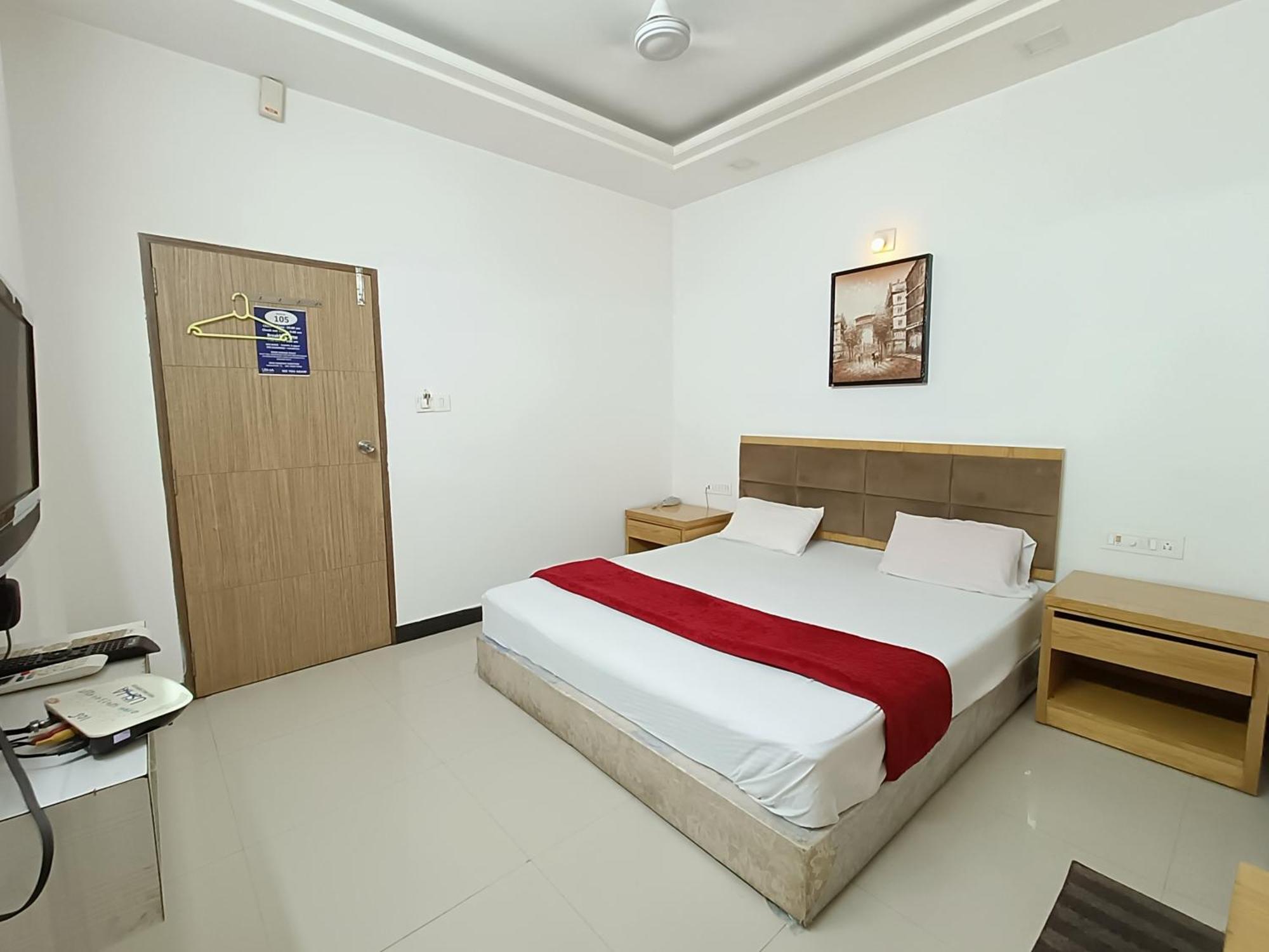 Stay Guru Usha Residency Bhuj Zewnętrze zdjęcie