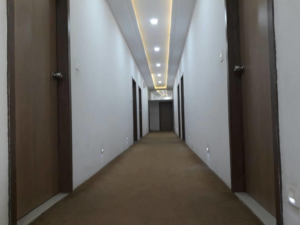 Stay Guru Usha Residency Bhuj Zewnętrze zdjęcie