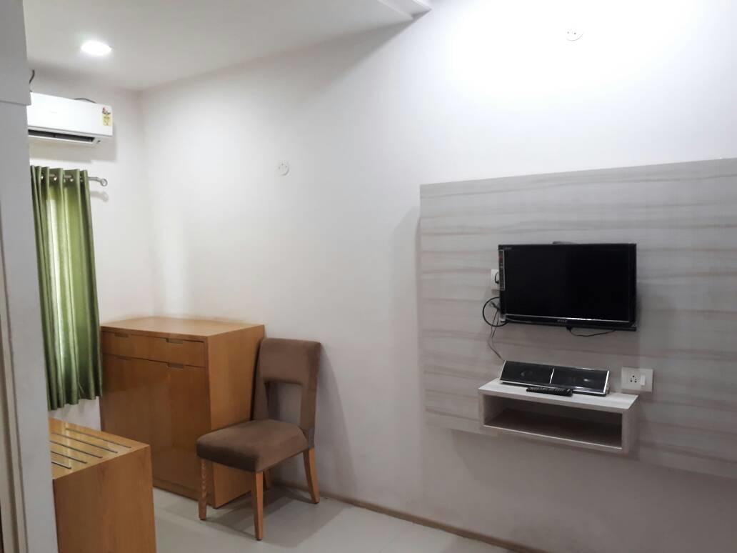 Stay Guru Usha Residency Bhuj Zewnętrze zdjęcie