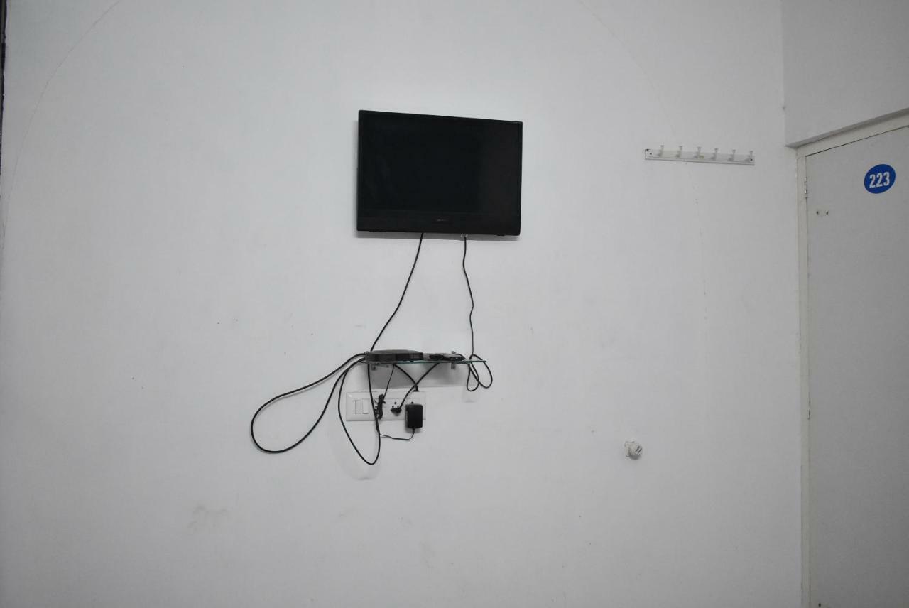 Stay Guru Usha Residency Bhuj Zewnętrze zdjęcie